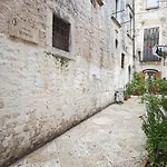 Basilica Apartment